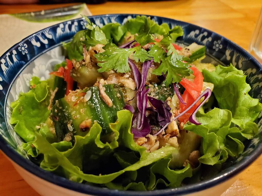 La Maison de Mademoiselle Dumpling | restaurant | 6381 Rue St-Hubert, Montréal, QC H2S 2L9, Canada | 4388006666 OR +1 438-800-6666