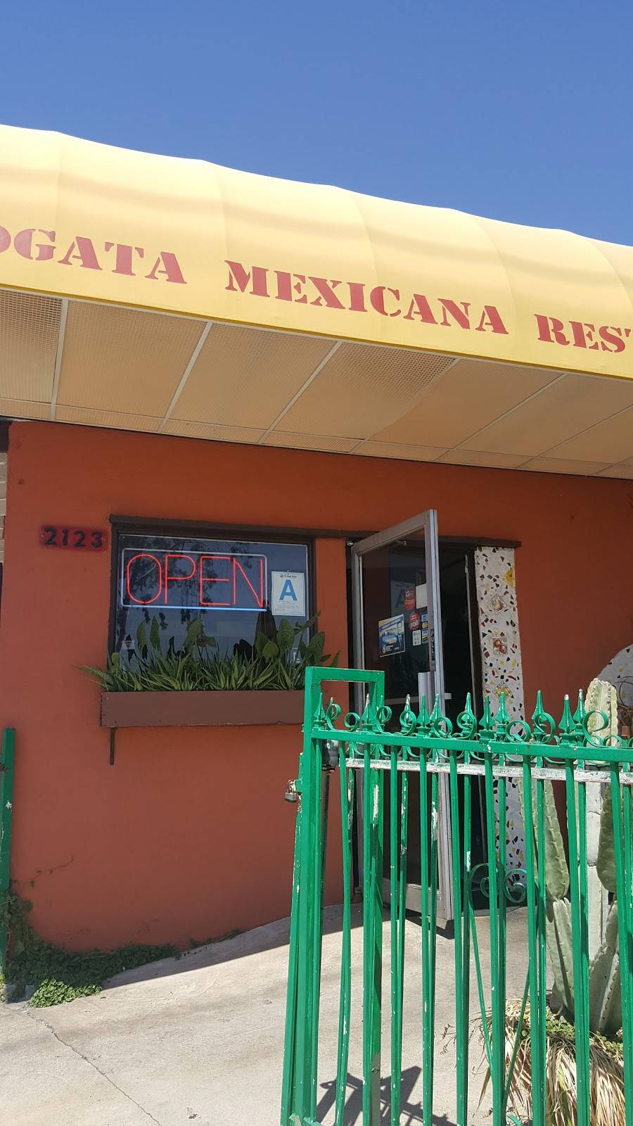 Fogata Mexicana | restaurant | 2123 San Gabriel Blvd, Rosemead, CA 91770, USA | 6262888850 OR +1 626-288-8850