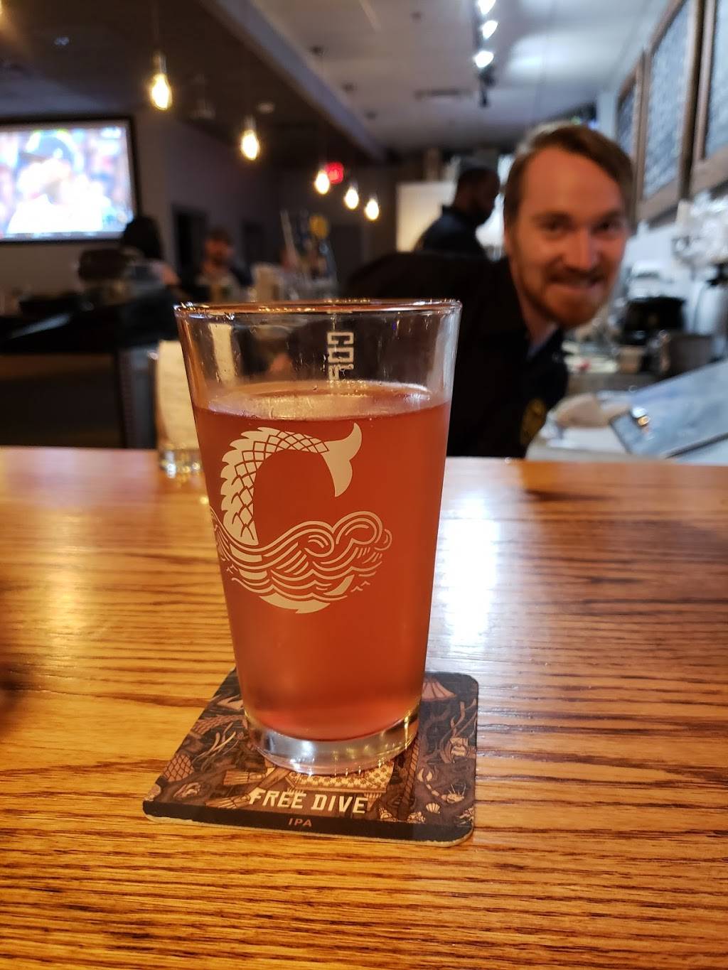 The Pint and Brew | restaurant | 200 N Tampa St, Tampa, FL 33602, USA | 8138678804 OR +1 813-867-8804