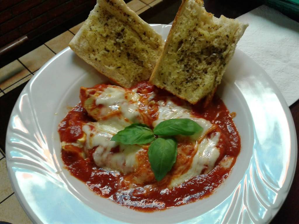 Old Friends Pizza | restaurant | 3665 Hulmeville Rd, Bensalem, PA 19020, USA | 2156388082 OR +1 215-638-8082