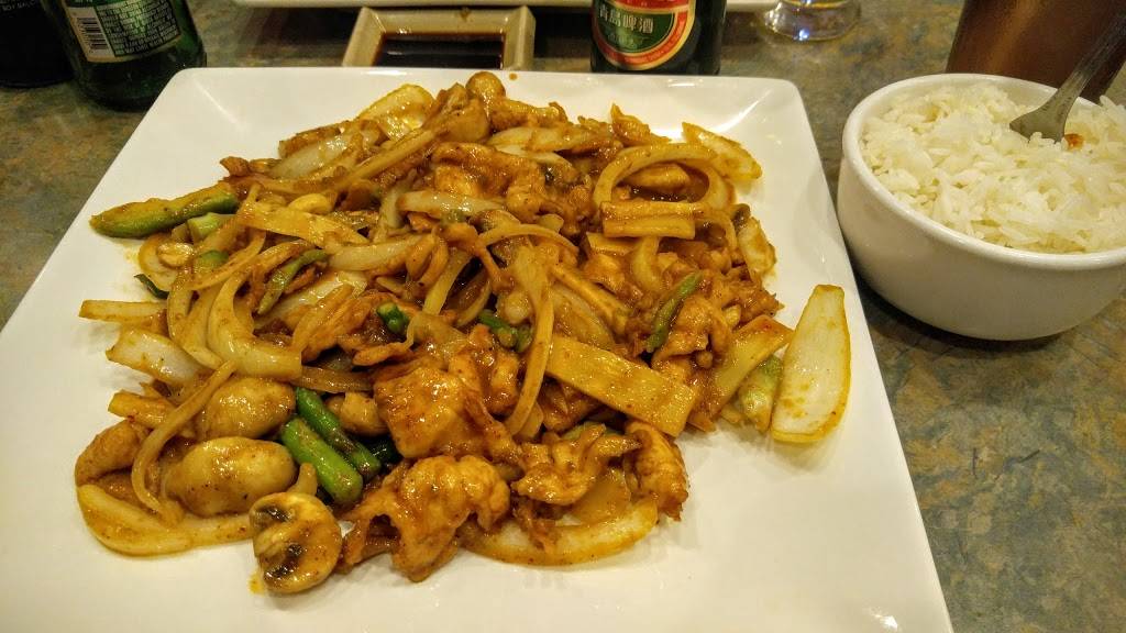 Nomad Grill & Hookah Bar | restaurant | 5208, 137 Spring St, Herndon, VA 20170, USA | 7034640001 OR +1 703-464-0001