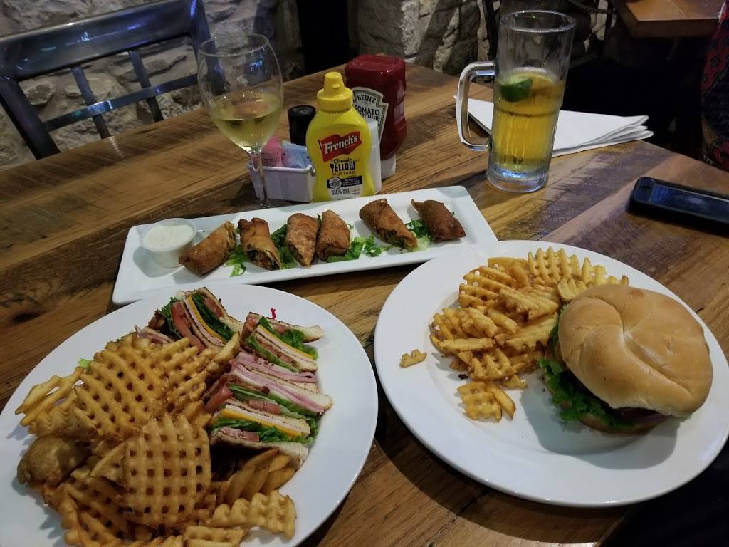 The Rock Sports Bar | restaurant | 114 E Main St, Round Rock, TX 78664, USA | 5123581175 OR +1 512-358-1175