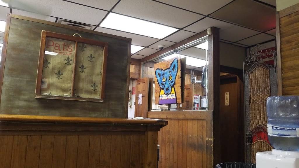 Pats Downtown | restaurant | 107 E Main St, Lafayette, LA 70501, USA | 3372895270 OR +1 337-289-5270