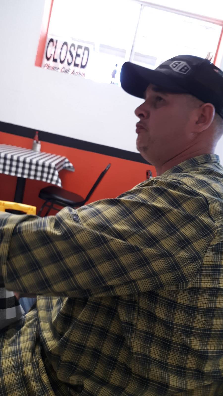 Hobos Sandwich Shop | restaurant | 1203 FM 565, Mont Belvieu, TX 77523, USA | 2813850002 OR +1 281-385-0002