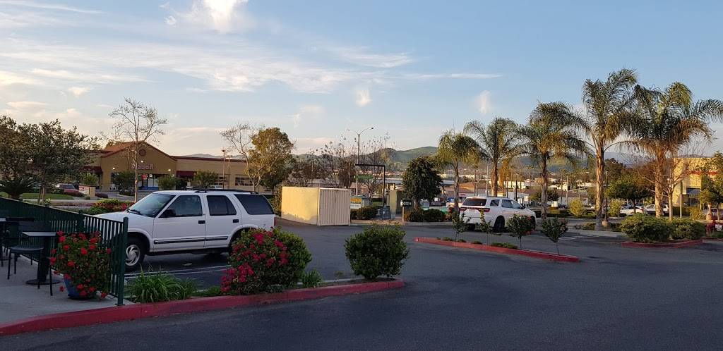 Starbucks | cafe | 20790 Lake Forest Dr, Lake Forest, CA 92630, USA | 9494571134 OR +1 949-457-1134