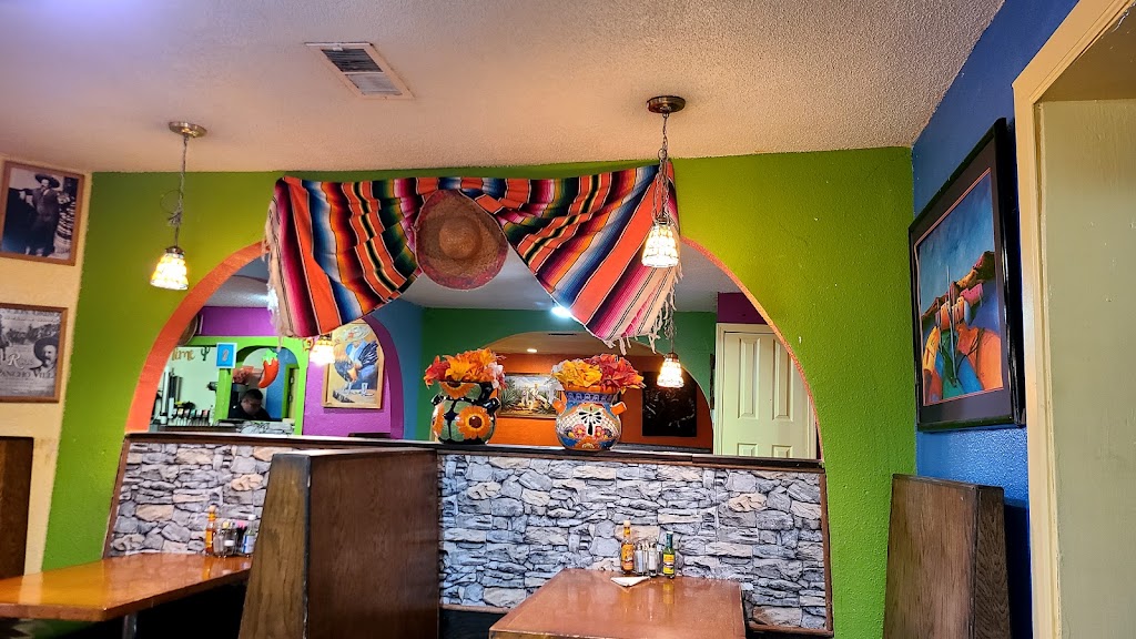 El Agave Mexican Restaurant | restaurant | 3811 W Navy Blvd, Pensacola, FL 32507, USA | 8504583939 OR +1 850-458-3939