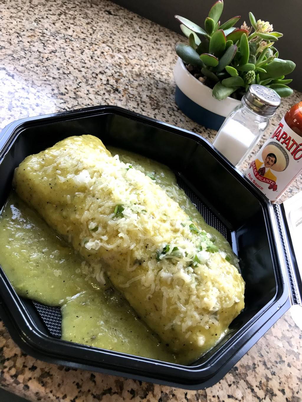 Joey’s Tacos | restaurant | 7215 Reseda Blvd, Reseda, CA 91335, USA | 8185785220 OR +1 818-578-5220