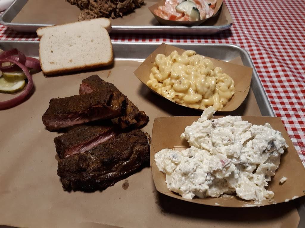 Soul Pig BBQ | restaurant | 135 S 2nd St, Decatur, IN 46733, USA | 2603019800 OR +1 260-301-9800