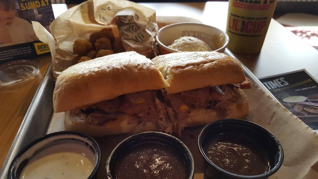 Dickeys Barbecue Pit | restaurant | 1459 Martin Luther King Jr Way, Merced, CA 95340, USA | 2092305089 OR +1 209-230-5089