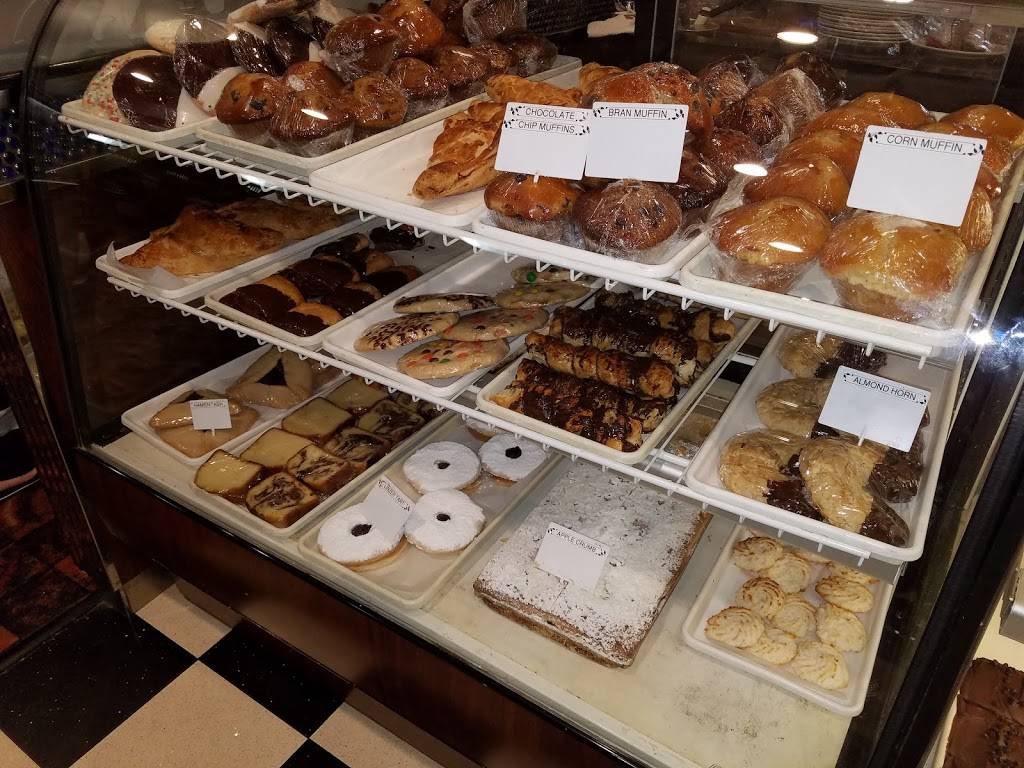 Broadway Diner | restaurant | 287 N Broadway, Hicksville, NY 11801, USA | 5166813982 OR +1 516-681-3982