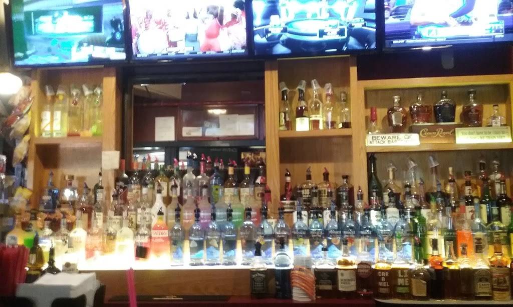 Macs Hideaway | restaurant | 1636 Slate Run Rd AAA, New Albany, IN 47150, USA | 8129454256 OR +1 812-945-4256