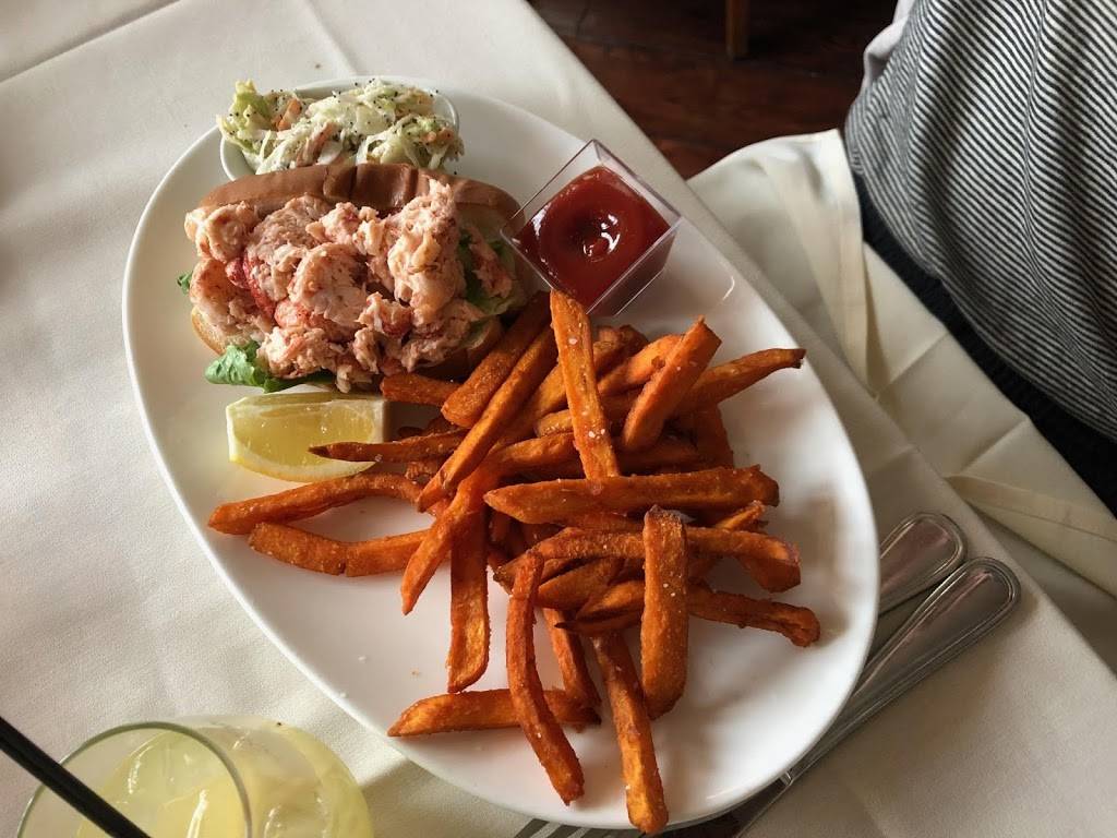 The Aviary | restaurant | 2229 Grand Army of the Republic Hwy, Swansea, MA 02777, USA | 5083796007 OR +1 508-379-6007