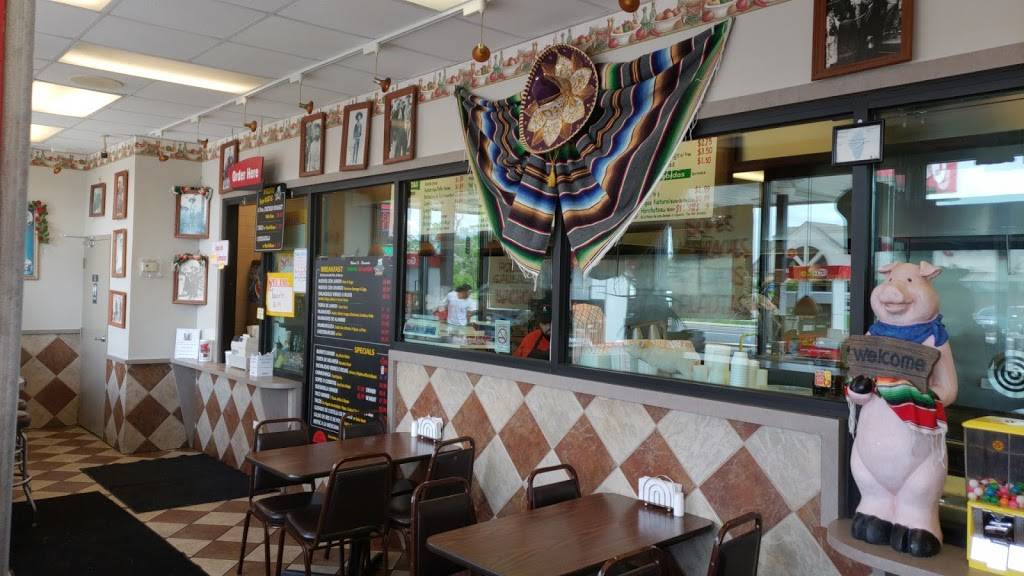 Carnitas Don Alfredo | restaurant | 15 N 1st Ave, Maywood, IL 60153, USA | 7083433351 OR +1 708-343-3351