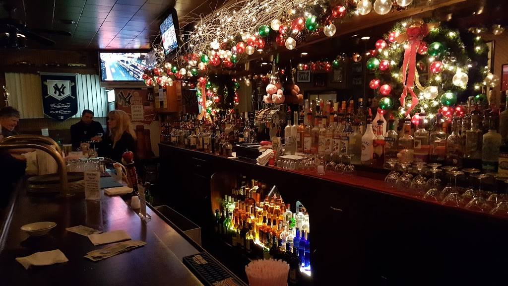 Dominicks Cafe | restaurant | 20 School St, Wilkes-Barre, PA 18705, USA | 5708299612 OR +1 570-829-9612