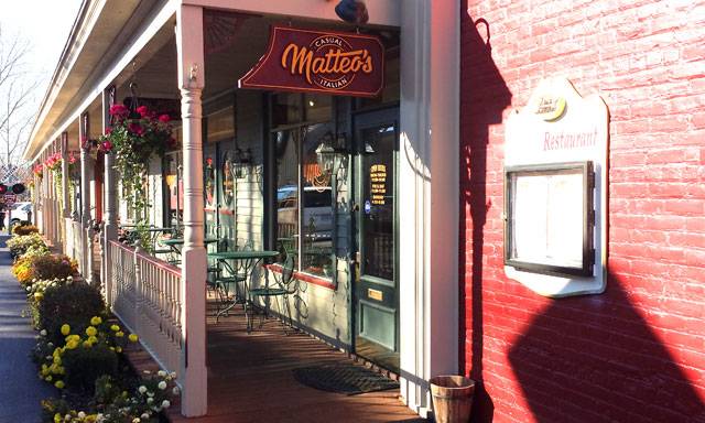 Matteos Italian Restaurant | restaurant | 8072 Columbia Rd, Olmsted Falls, OH 44138, USA | 4404275400 OR +1 440-427-5400