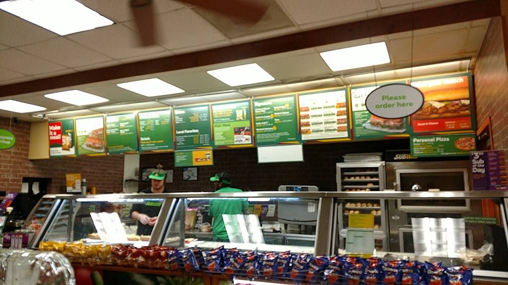 Subway | restaurant | 3792 Samet Dr, High Point, NC 27265, USA | 3368854444 OR +1 336-885-4444