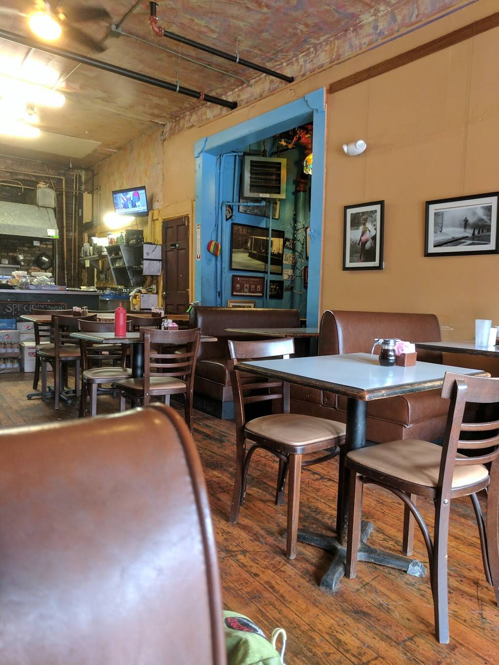 Brookline Lunch | restaurant | 9 Brookline St, Cambridge, MA 02139, USA | 6173542983 OR +1 617-354-2983