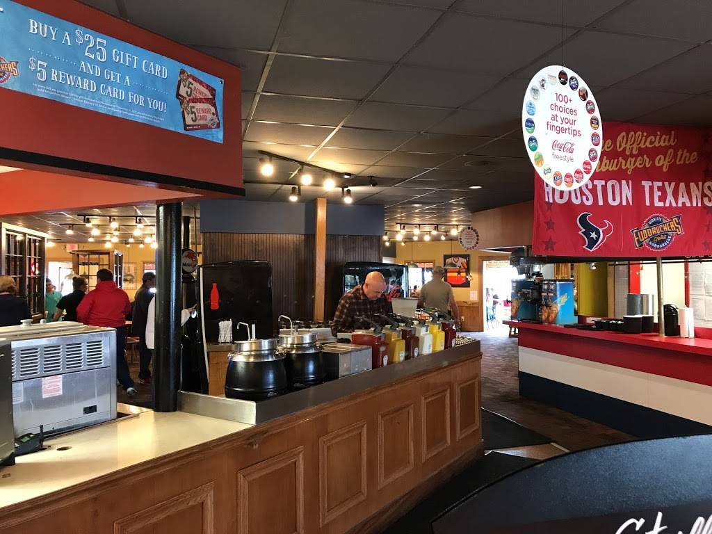 Fuddruckers | restaurant | 2040 NASA Road 1, Houston, TX 77058, USA | 2813331598 OR +1 281-333-1598