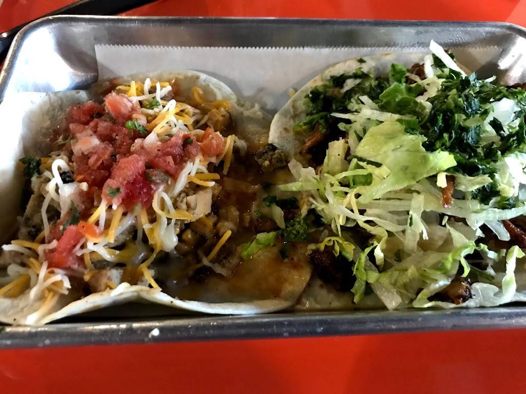 Tacos La Flaca | restaurant | 1262 Jacaranda Blvd Unit 7, Venice, FL 34292, USA | 9412007531 OR +1 941-200-7531