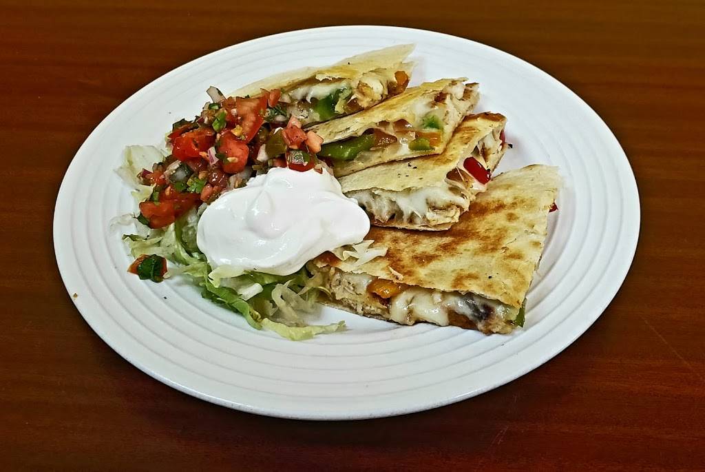 La Bendicion | restaurant | 18017 Dumfries Shopping Plaza, Dumfries, VA 22026, USA | 7032915800 OR +1 703-291-5800