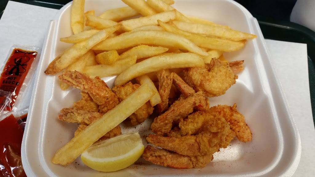 Denos Subs & Seafood | restaurant | 113 E Blackstock Rd, Spartanburg, SC 29301, USA | 8647075077 OR +1 864-707-5077