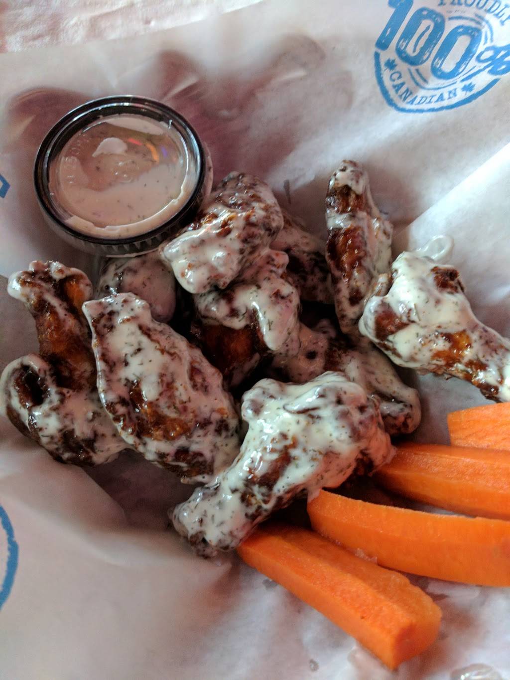 Wild Wing | restaurant | 237 Mapleview Dr E #12, Barrie, ON L4N 0W5, Canada | 7057226090 OR +1 705-722-6090