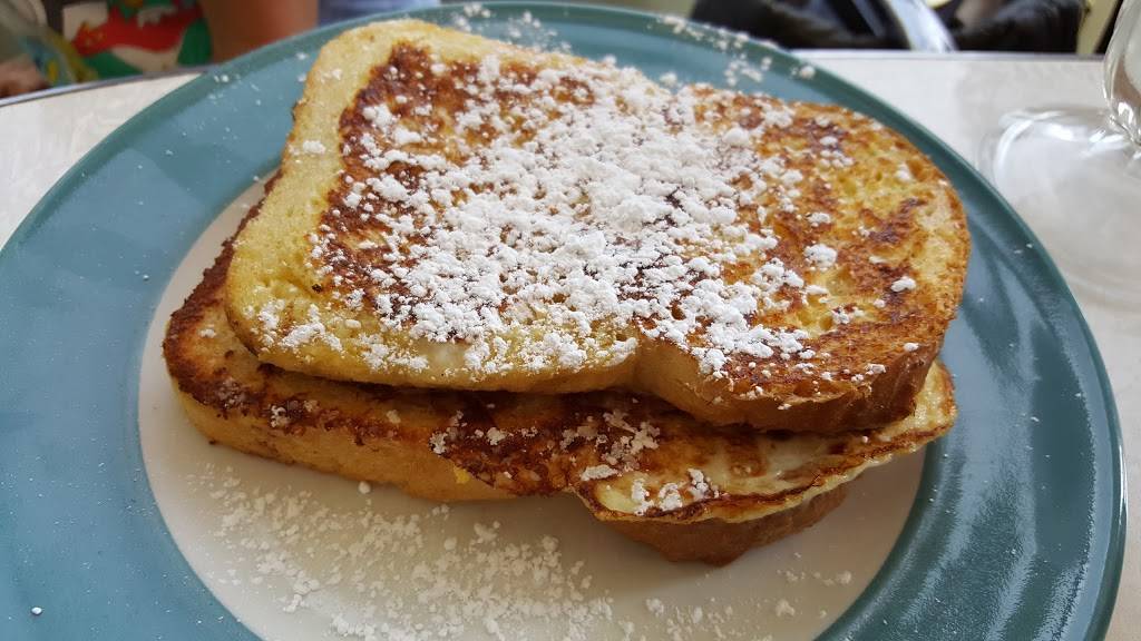 Flurys Cafe | restaurant | 2202 Front St, Cuyahoga Falls, OH 44221, USA | 3309291315 OR +1 330-929-1315