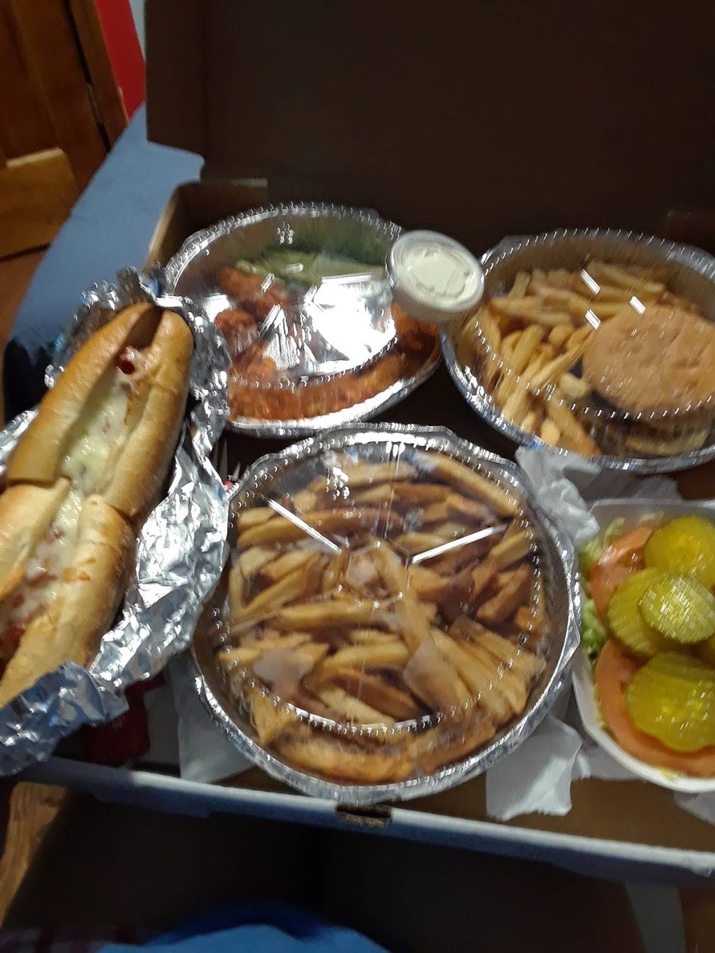 Jimmys Pizza | restaurant | 561 Wilson Ave, Brooklyn, NY 11207, USA | 7184553237 OR +1 718-455-3237