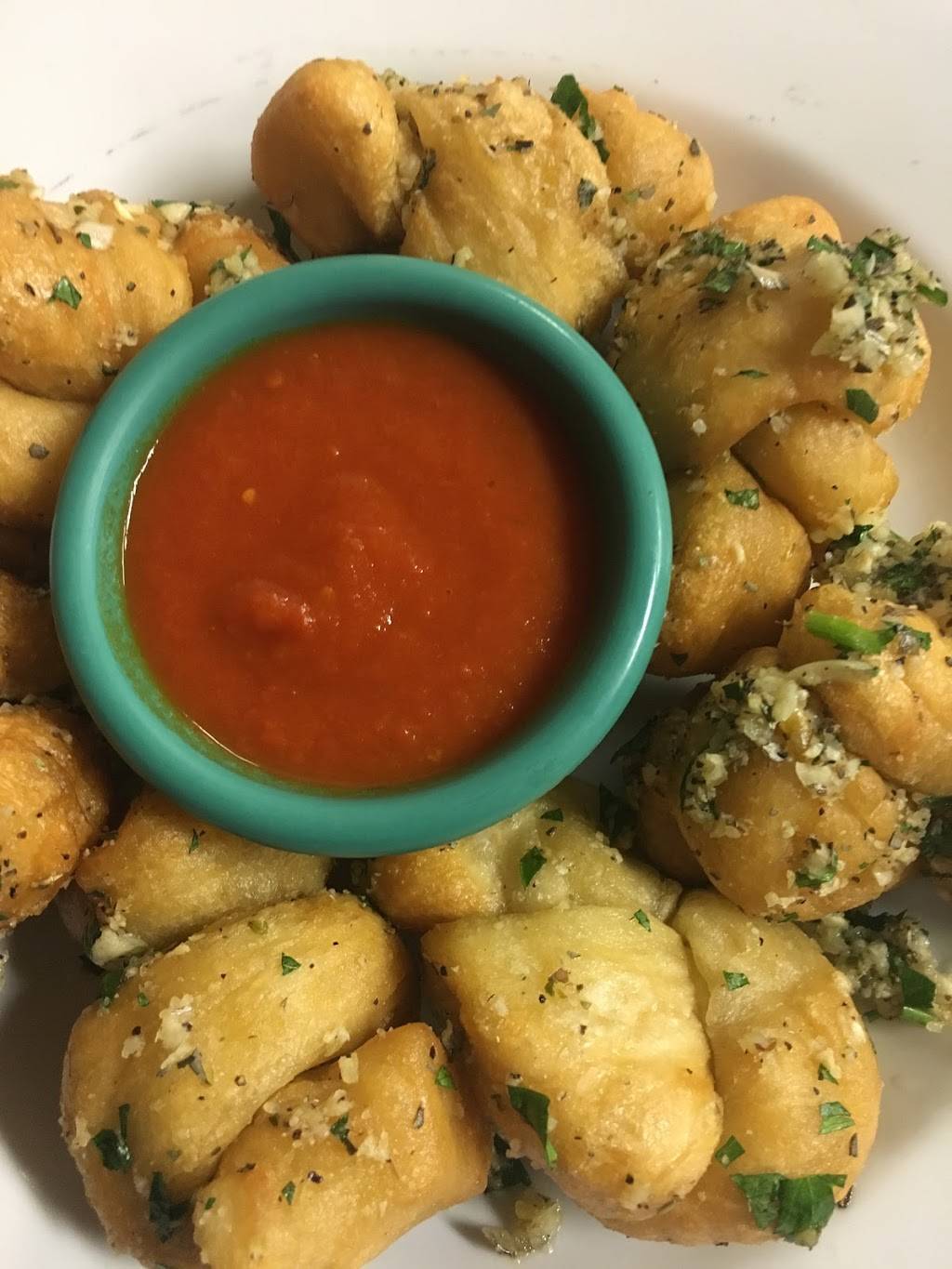 Pecorino’s Pizzeria & Deli | restaurant | 318 Blooming Grove Turnpike, New Windsor, NY 12553, USA | 8455653650 OR +1 845-565-3650