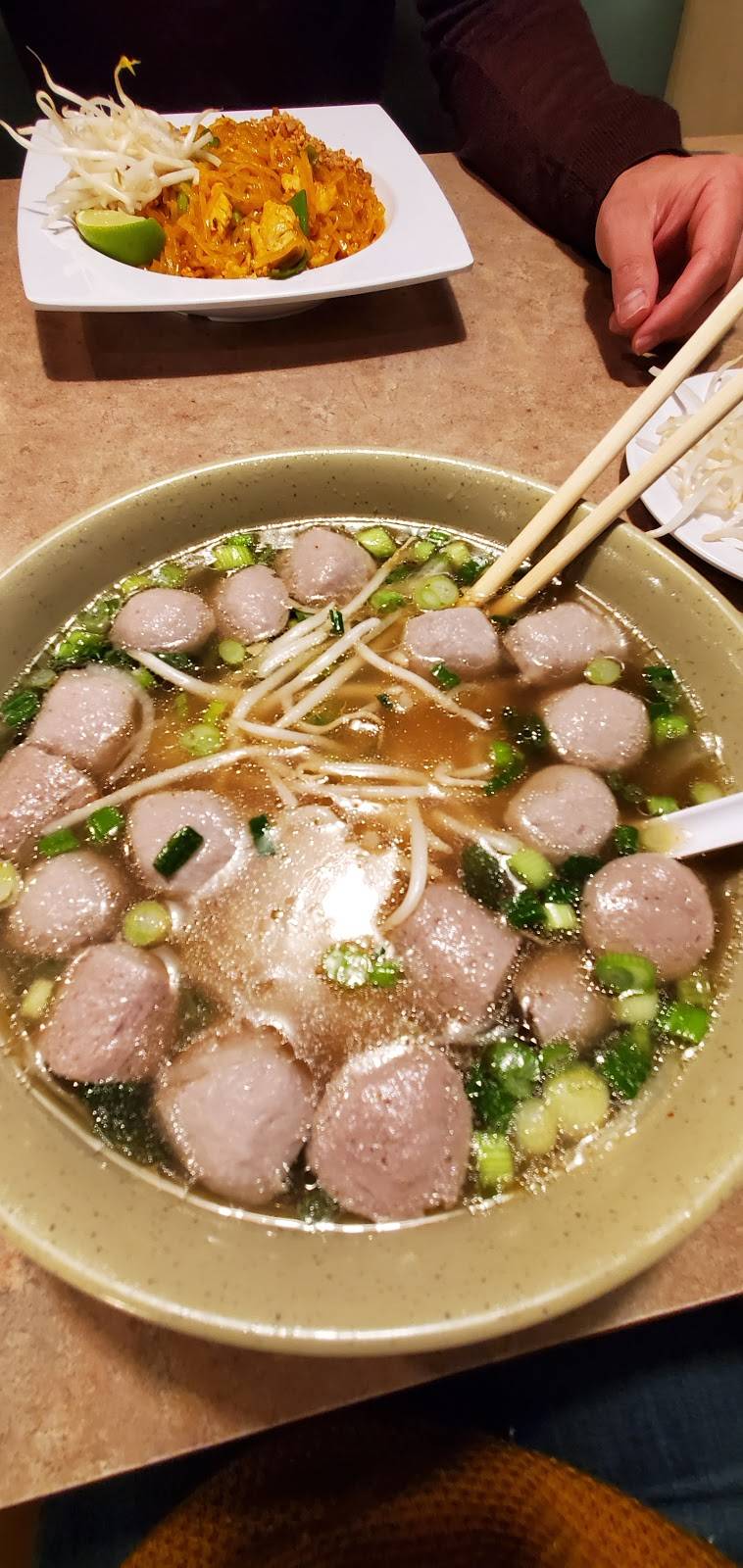 Jade Garden | restaurant | 1715 CA-140, Merced, CA 95341, USA | 2093254764 OR +1 209-325-4764