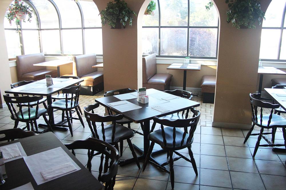 Napoli Restaurant & Pizzeria | restaurant | 1633 Bay St, Springfield, MA 01109, USA | 4137833986 OR +1 413-783-3986