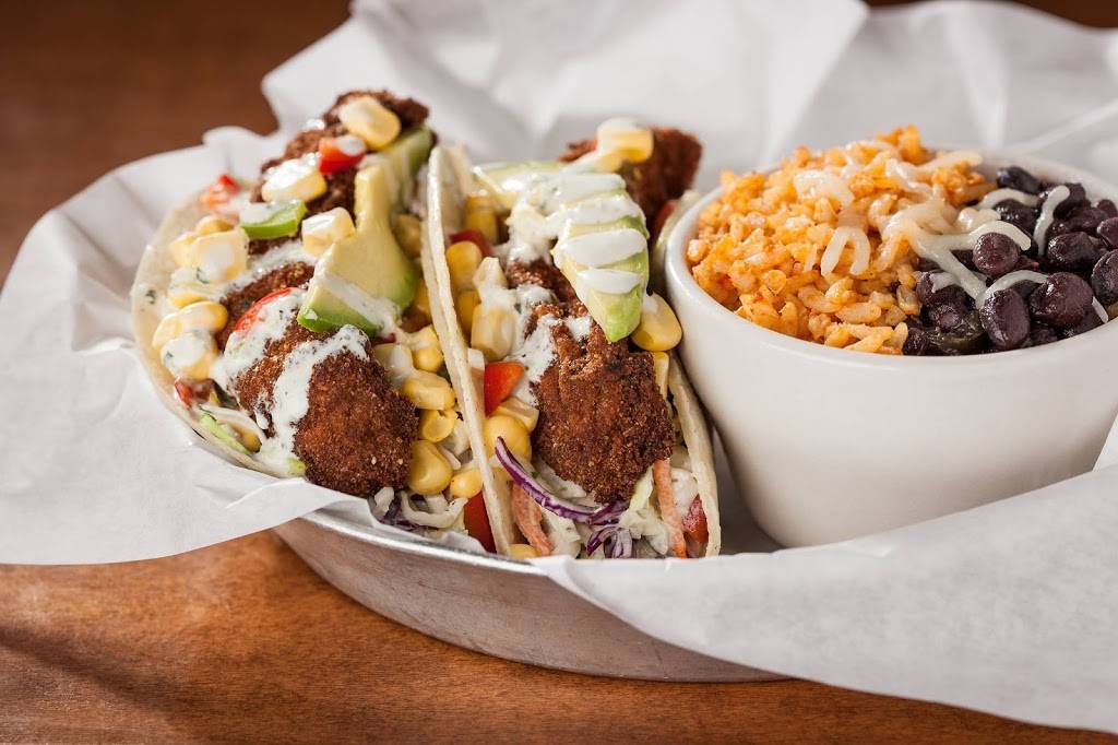 Waterloo Ice House Escarpment | restaurant | 9600 Escarpment Blvd, Austin, TX 78749, USA | 5123011007 OR +1 512-301-1007