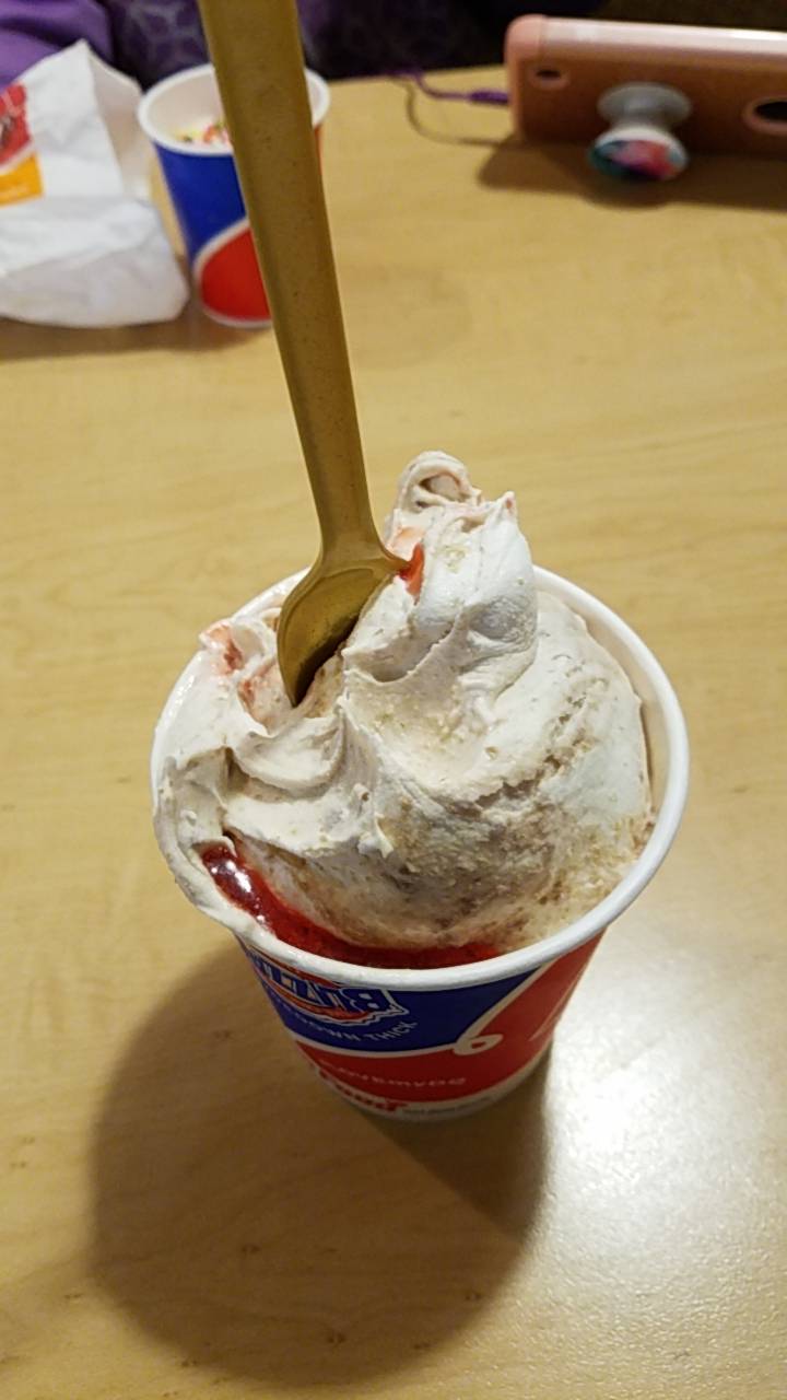 Dairy Queen Grill & Chill | restaurant | 225 Milford St, Clarksburg, WV 26301, USA | 3046239660 OR +1 304-623-9660