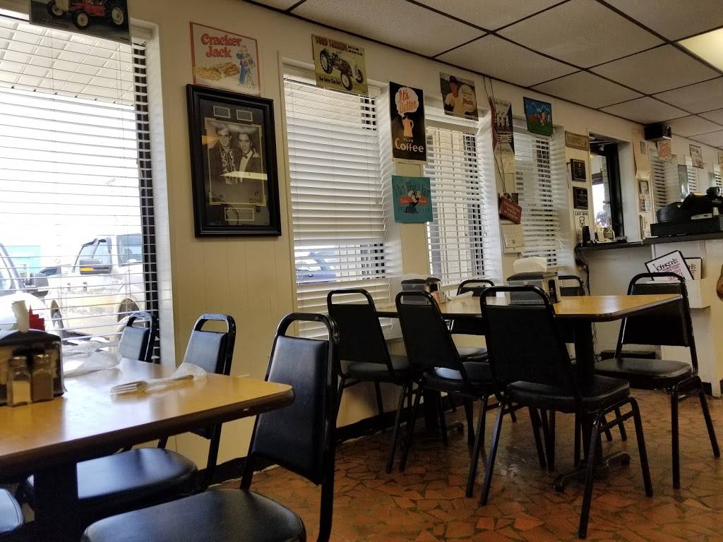 Johnsons Fish House & Diner | restaurant | 329 US-64, Wynne, AR 72396, USA | 8702383536 OR +1 870-238-3536