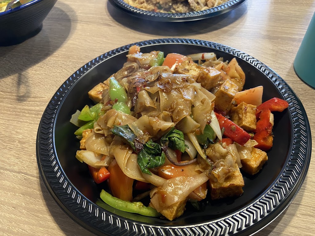 China Basil Thai and Chinese Kitchen | restaurant | 2334 N Scottsdale Rd, Scottsdale, AZ 85257, USA | 4809706199 OR +1 480-970-6199