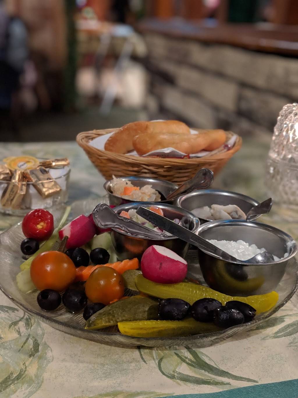 Dreamland Supper Club | restaurant | 4368 County Rd E, South Range, WI 54874, USA | 7153983706 OR +1 715-398-3706