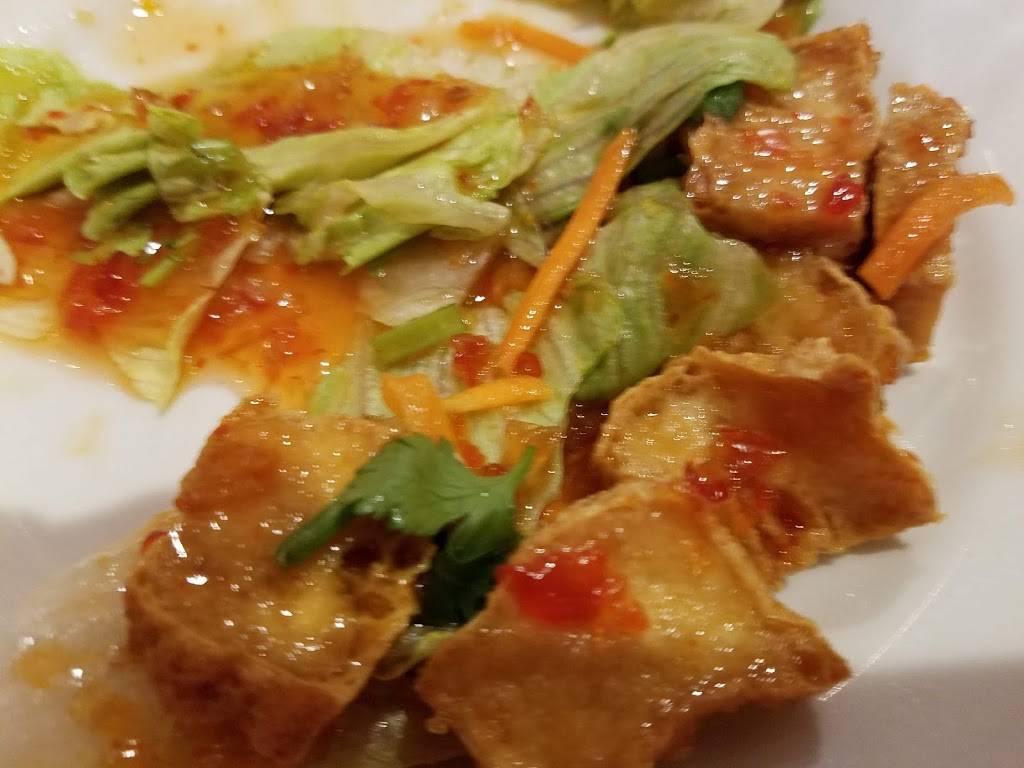 CK Pad Thai | restaurant | 950 Army Trail Rd, Carol Stream, IL 60188, USA | 6308308522 OR +1 630-830-8522