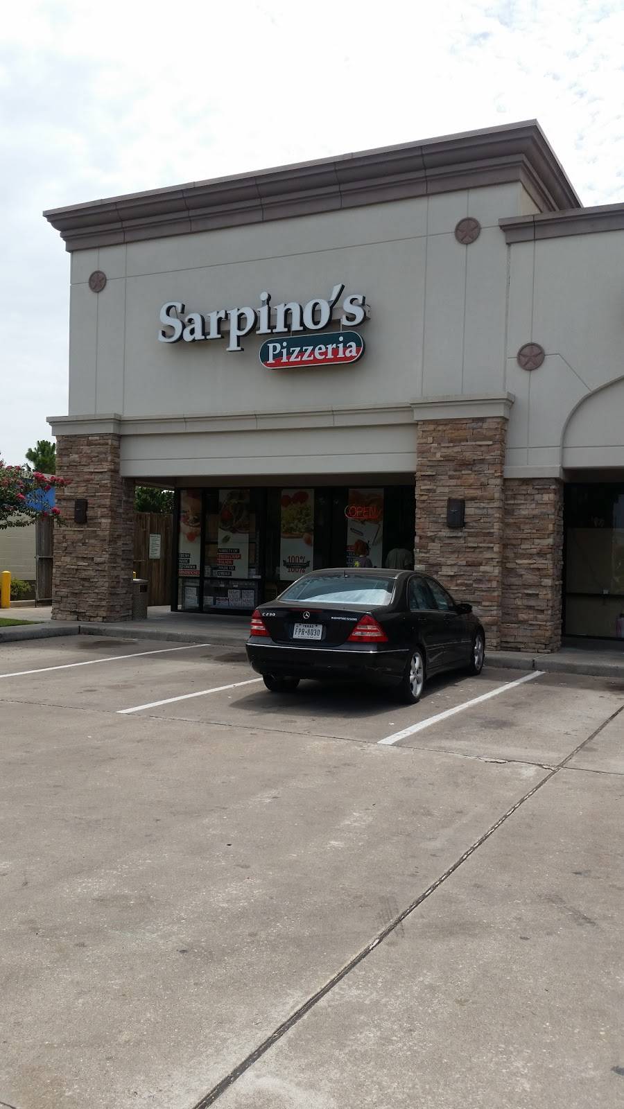 Sarpinos Pizzeria Fallbrook | restaurant | 8925 Fallbrook Dr, Houston, TX 77064, USA | 8329121900 OR +1 832-912-1900