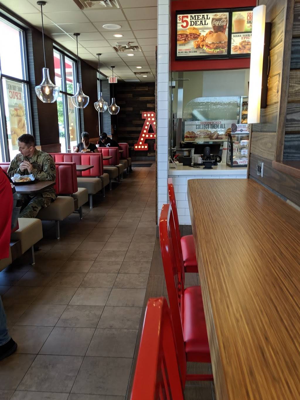 Arbys | restaurant | 219 Parkstone Pl, Jackson, TN 38305, USA | 7314230985 OR +1 731-423-0985