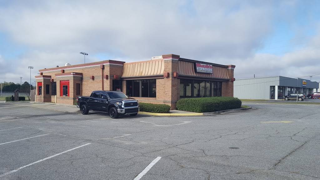 Sharks Fish & Chicken Chicago Style | restaurant | 6121 Oak St, Eastman, GA 31023, USA | 4785593171 OR +1 478-559-3171