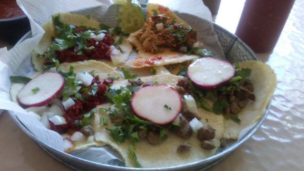Taqueria El Azteca & Taco Truck | restaurant | 5605 W Friendly Ave, Greensboro, NC 27410, USA | 3362924008 OR +1 336-292-4008