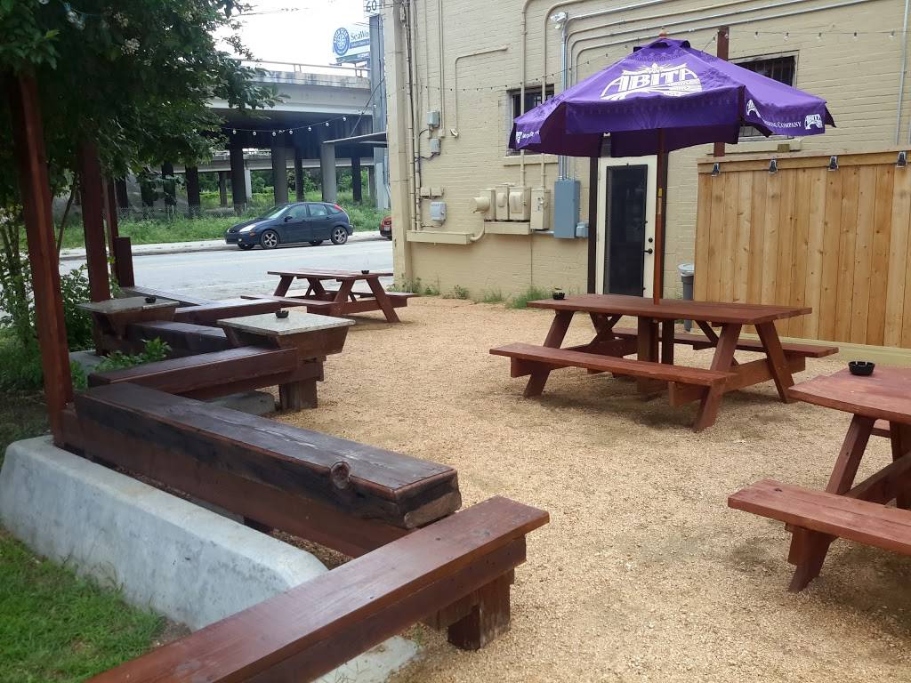 Big Hops | restaurant | 306 Austin St, San Antonio, TX 78215, USA | 2103201470 OR +1 210-320-1470