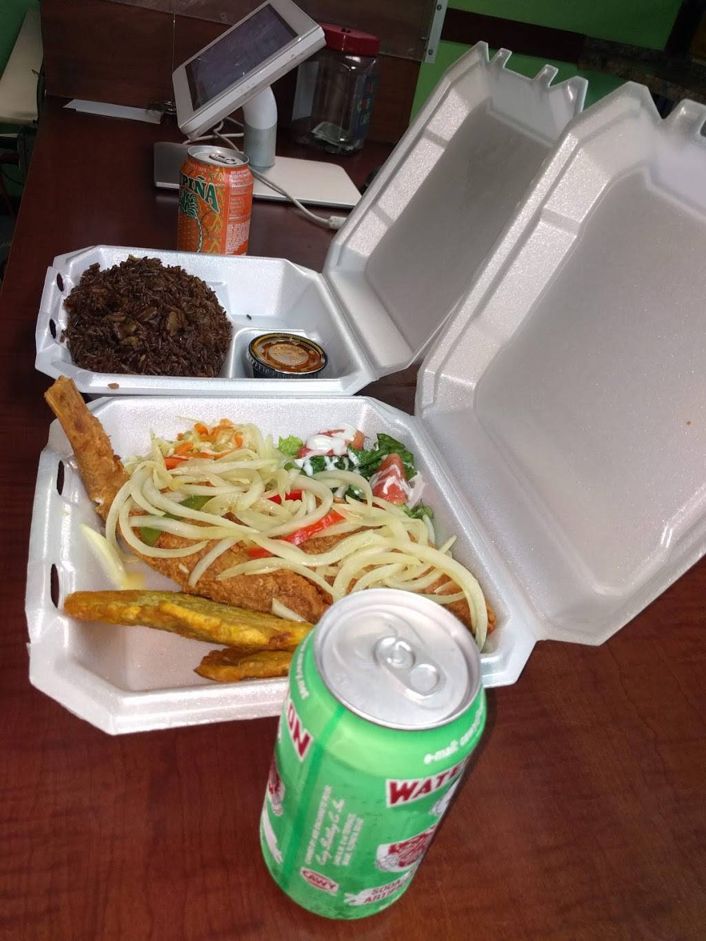A&E Caribbean Cafe | restaurant | 2200 Lake Ida Rd, Delray Beach, FL 33445, USA | 5613304140 OR +1 561-330-4140