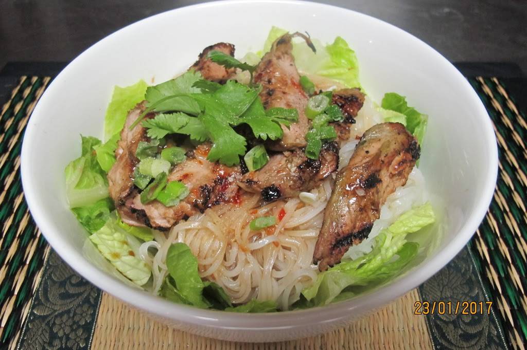 Sukhothai The BBQ Plus (Sebastopol, CA 95472) | restaurant | 7233 Healdsburg Ave, Sebastopol, CA 95472, USA | 7078276350 OR +1 707-827-6350