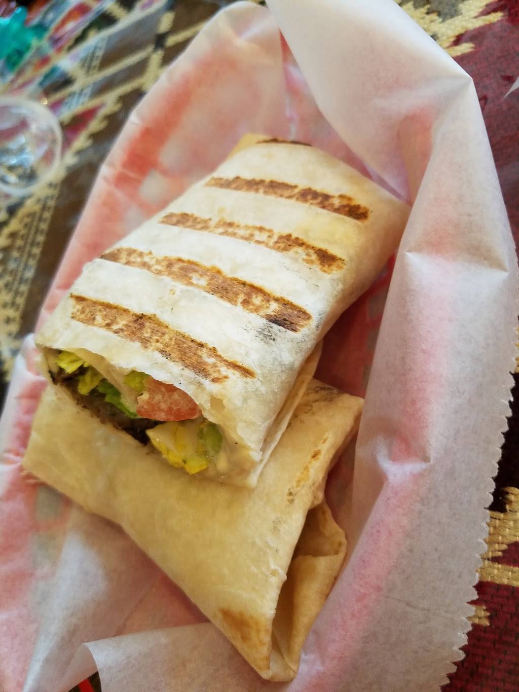 Petra Falafel | restaurant | 7314 Madison St, Forest Park, IL 60130, USA | 7086574002 OR +1 708-657-4002