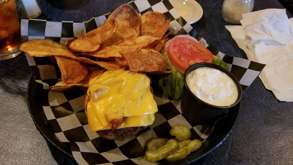 Nasos Marion | restaurant | 453 7th Ave, Marion, IA 52302, USA | 3193779066 OR +1 319-377-9066