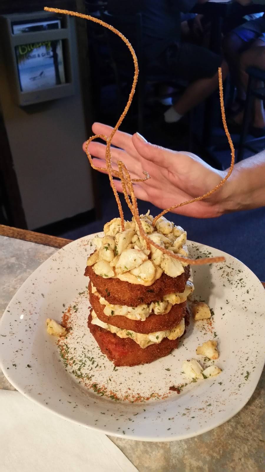 Buskys Chill & Grill | restaurant | 237 Hanbury Rd E # 32, Chesapeake, VA 23322, USA | 7574823864 OR +1 757-482-3864