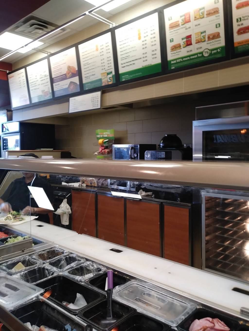 Subway Restaurants | restaurant | 1307 Long Beach Boulevard, Long Beach, CA 90813, USA | 5629127827 OR +1 562-912-7827