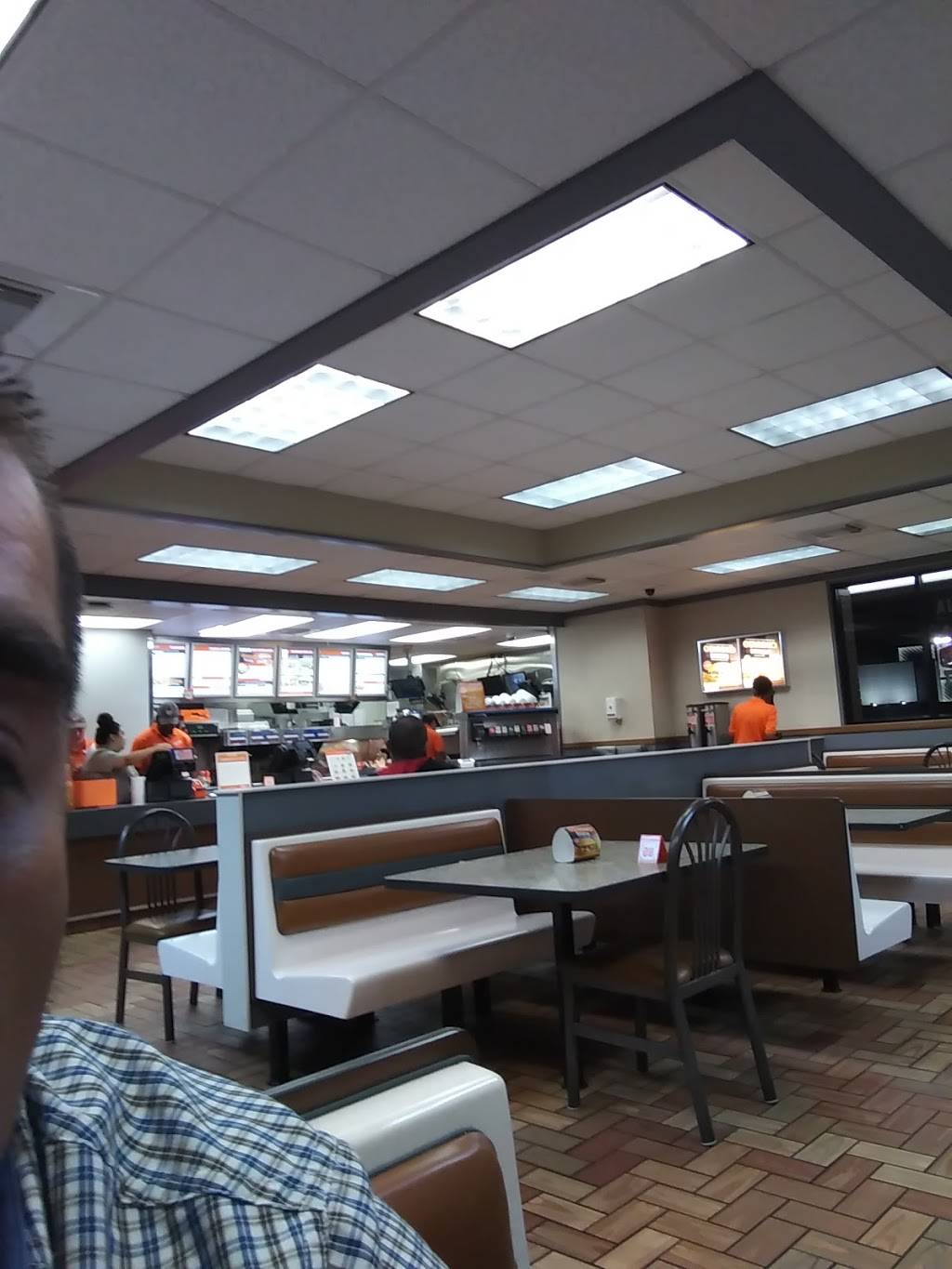 Whataburger | restaurant | 109 NE 28th St, Fort Worth, TX 76106, USA | 8176258586 OR +1 817-625-8586