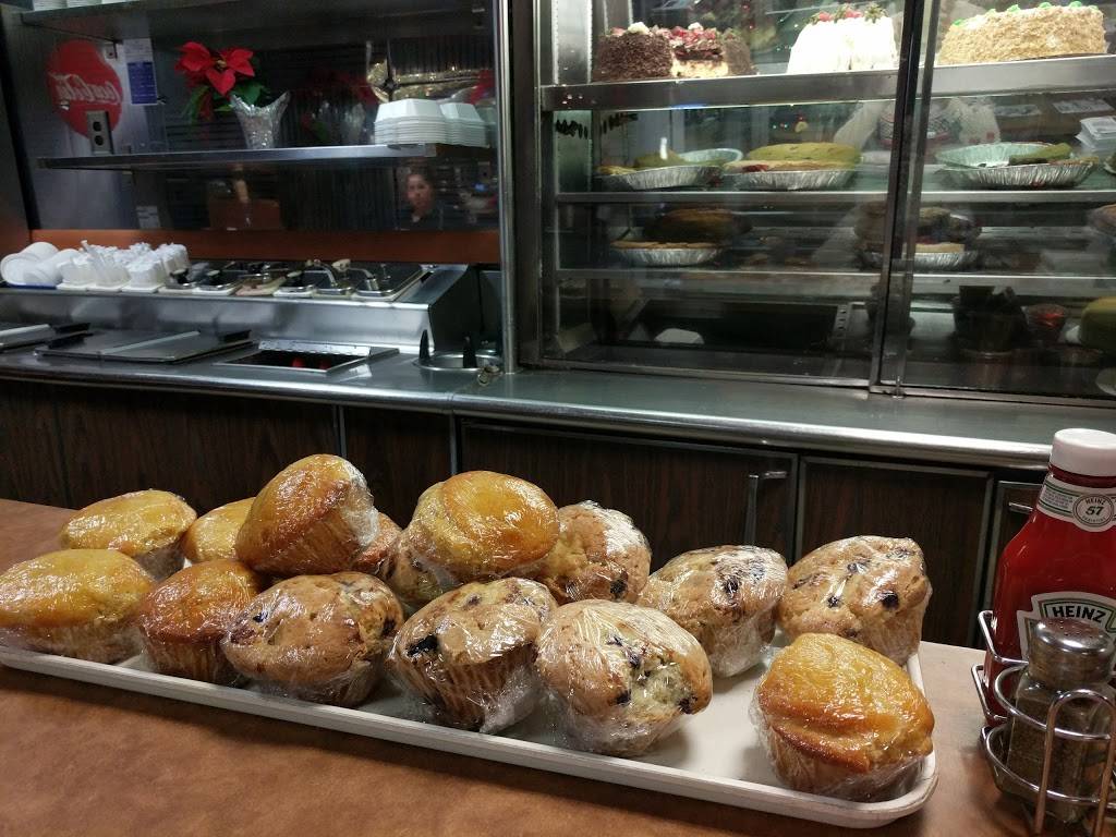 Llanerch Diner | restaurant | 95 E Township Line Rd, Upper Darby, PA 19082, USA | 6107896057 OR +1 610-789-6057